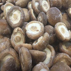 Shiitake congelado entero